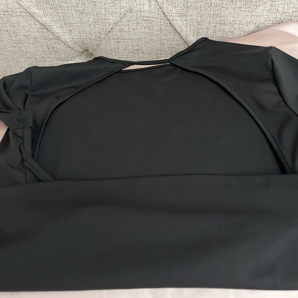 Classic Black Women's Top - Picture 2 of 2